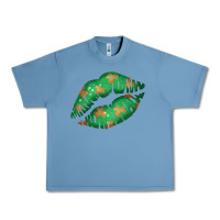 Pebble Blue St. Patricks Day Green Lips Urban Heavy Tee - Bettercallsaul