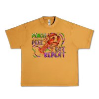 Peanut Butter pinch peel eat repeat crawfish Urban Heavy Tee - RanaPortraitStore