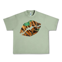 Oil Green Tiger Lips Urban Heavy Tee - Bettercallsaul
