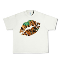 Pistachio Tiger Lips Urban Heavy Tee - Bettercallsaul