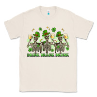 Natural st. patrick's day skeletons drink drank drunk Classic Tee - Artiststas