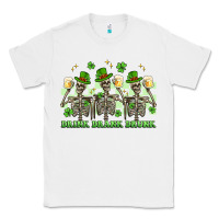 White st. patrick's day skeletons drink drank drunk Classic Tee - Artiststas