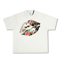 Pistachio Cowhide And Flowers Lips Urban Heavy Tee - Bettercallsaul