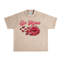 French Oak be mine kiss Urban Heavy Tee - RanaPortraitStore