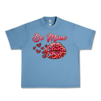 Pebble Blue be mine kiss Urban Heavy Tee - RanaPortraitStore