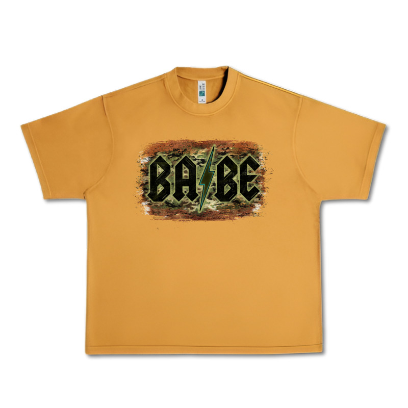 Camouflage Patterned Babe Tried Urban Heavy Tee by Bettercallsaul | Teevron