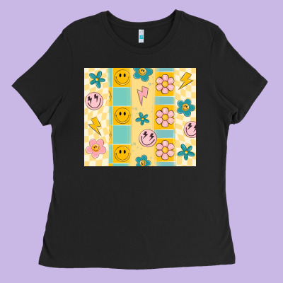 Retro Daisy Ladies Tee Designed By Maliassmallbusiness