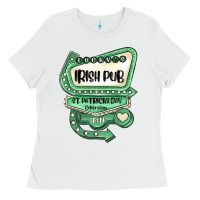 White st patricks day ırısh pub Ladies Tee - MaliasSmallBusiness