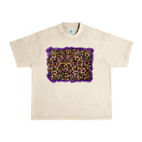 Sandshell mardi gras leopard background Urban Heavy Tee - RanaPortraitStore