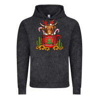 Vintage Black hot coco christmas highland cow Vintage Hoodie - Jasminsmagicworld