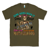 Army Green some days i rock it some days it rocks me either w Classic Tee - Artiststas