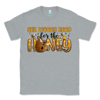 Heather Grey she works hard for the honey Classic Tee - Artiststas