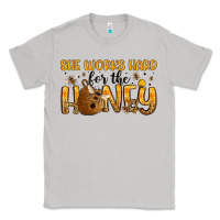 Moon Dust she works hard for the honey Classic Tee - Artiststas