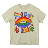 Mossy love is love lips Heavy Core Tee - MaliasSmallBusiness