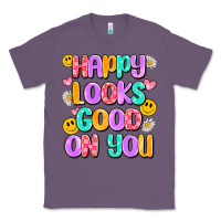 Lavender happy looks good on you Classic Tee - Artiststas