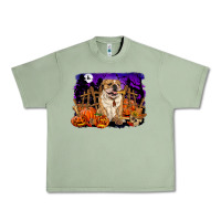 Oil Green Halloween english bulldog Urban Heavy Tee - RanaPortraitStore