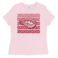 Bubblegum Pink xoxo checker lips Ladies Tee - MaliasSmallBusiness