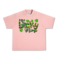 Salmon st. patrick's day one lucky mimi Urban Heavy Tee - RanaPortraitStore