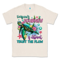 Natural everyone's journey is different trust the flow Classic Tee - Artiststas