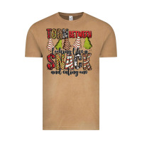 Vintage Camel torn between looking like a snack and eating one christmas cake Vintage Tee - Jasminsmagicworld