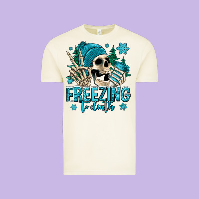 Freezing To Death Winter Skull Vintage Tee Designed By Jasminsmagicworld