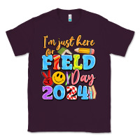 Plum im just here for field day 2024 Classic Tee - Artiststas