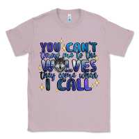 Lilac you cant throw me to the wolves they come when i c Classic Tee - Artiststas