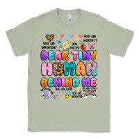 Matcha dear tiny human behind me Classic Tee - Artiststas