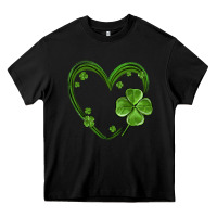 Black st patricks day shamrock heart Heavy Core Tee - MaliasSmallBusiness