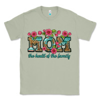 Matcha mom the heart of the family Classic Tee - Artiststas