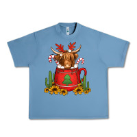 Pebble Blue hot coco christmas highland cow Urban Heavy Tee - Jasminsmagicworld