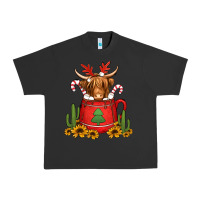Pigment Black hot coco christmas highland cow Urban Heavy Tee - Jasminsmagicworld