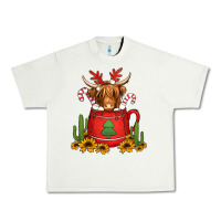 Pistachio hot coco christmas highland cow Urban Heavy Tee - Jasminsmagicworld