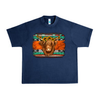 Navy highland cow western background Urban Heavy Tee - Jasminsmagicworld