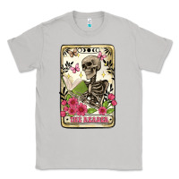 Moon Dust the reader tarot card Classic Tee - Artiststas