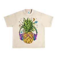 Sandshell pineapple with headphone Urban Heavy Tee - BarkalooDesign