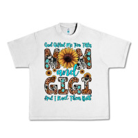 Lunar Rock god gifted me two titles mom and gigi  and i rock them both Urban Heavy Tee - JahusDesignShop