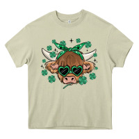 Mossy st patrick's day cow Heavy Core Tee - MaliasSmallBusiness