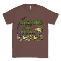 Chestnut fish lures hooked on being grandpa Classic Tee - Artiststas