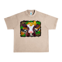 French Oak st patricks baby cow with leopard background Urban Heavy Tee - Jasminsmagicworld
