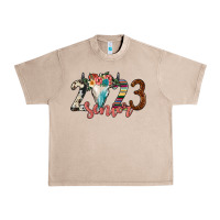 French Oak 2023 senior bull skull Urban Heavy Tee - JahusDesignShop