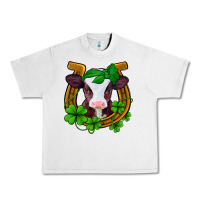 Lunar Rock lucky horseshoe 4 leaf clover baby calf Urban Heavy Tee - Jasminsmagicworld