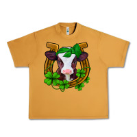 Peanut Butter lucky horseshoe 4 leaf clover baby calf Urban Heavy Tee - Jasminsmagicworld