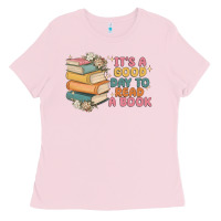 Bubblegum Pink it's a good day to read a book Ladies Tee - MaliasSmallBusiness