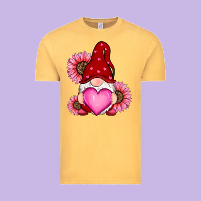 Valentines Day With Sunflowers Gnomes Vintage Tee Designed By Ranaportraitstore