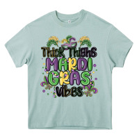 Arona thick thighs mardi gras vibes Heavy Core Tee - MaliasSmallBusiness