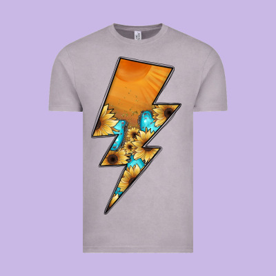 Lightning Bolt Vintage Tee Designed By Jahusdesignshop