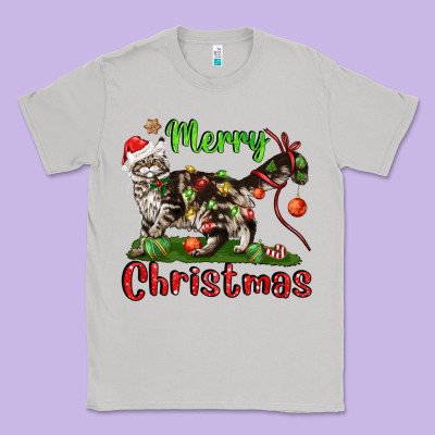 Maine Coon Cat Merry Christmas Classic Tee Designed By Lillyallendesigns