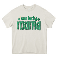 Cream one lucky mama Heavy Core Tee - MaliasSmallBusiness
