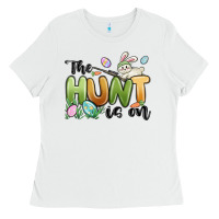 White the hunt is on Ladies Tee - MaliasSmallBusiness